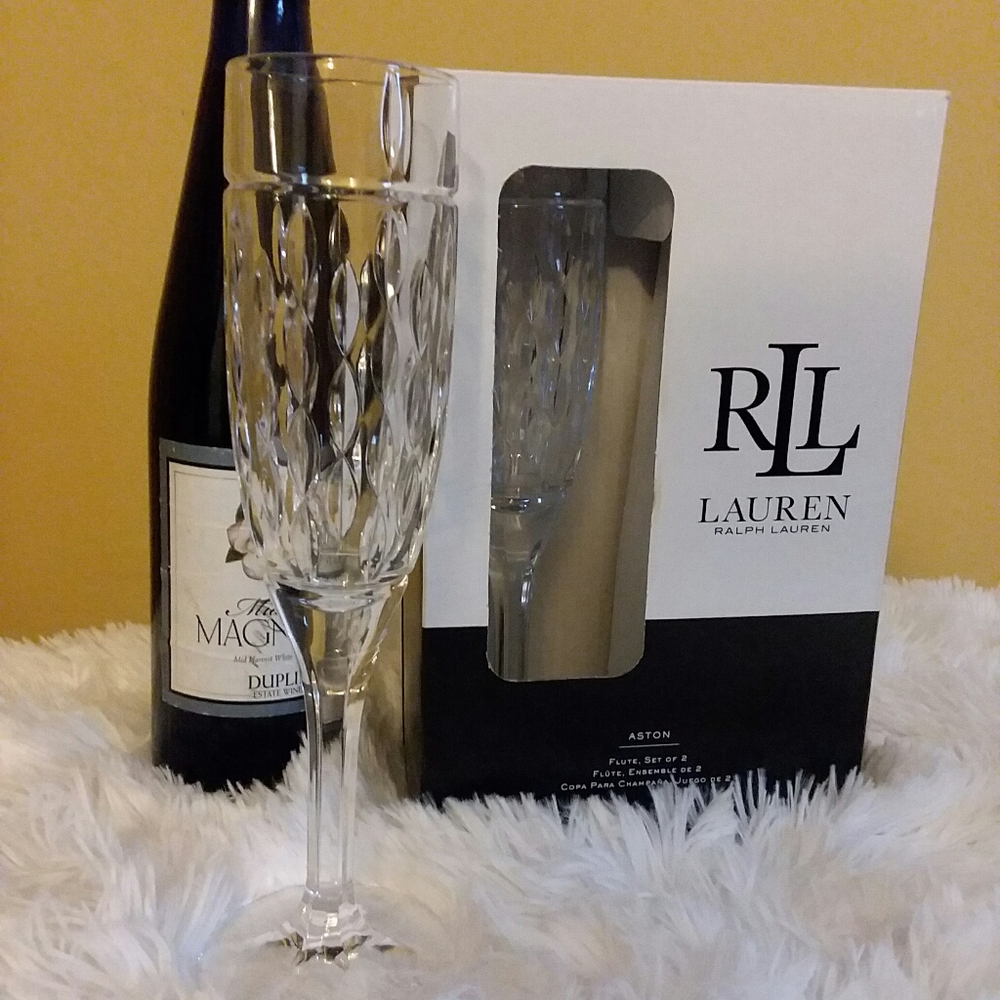 Ralph Lauren Aston fine crystal champagne flutes